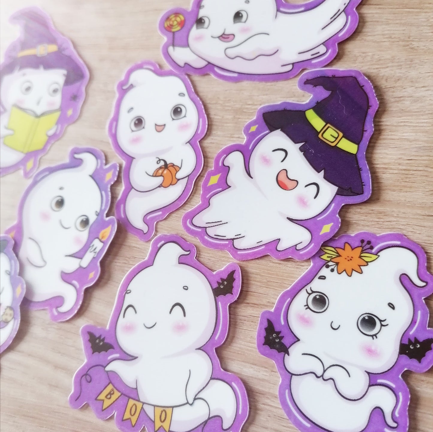 GHOST THEME STICKER PACK X 8 - CUTE GHOSTS