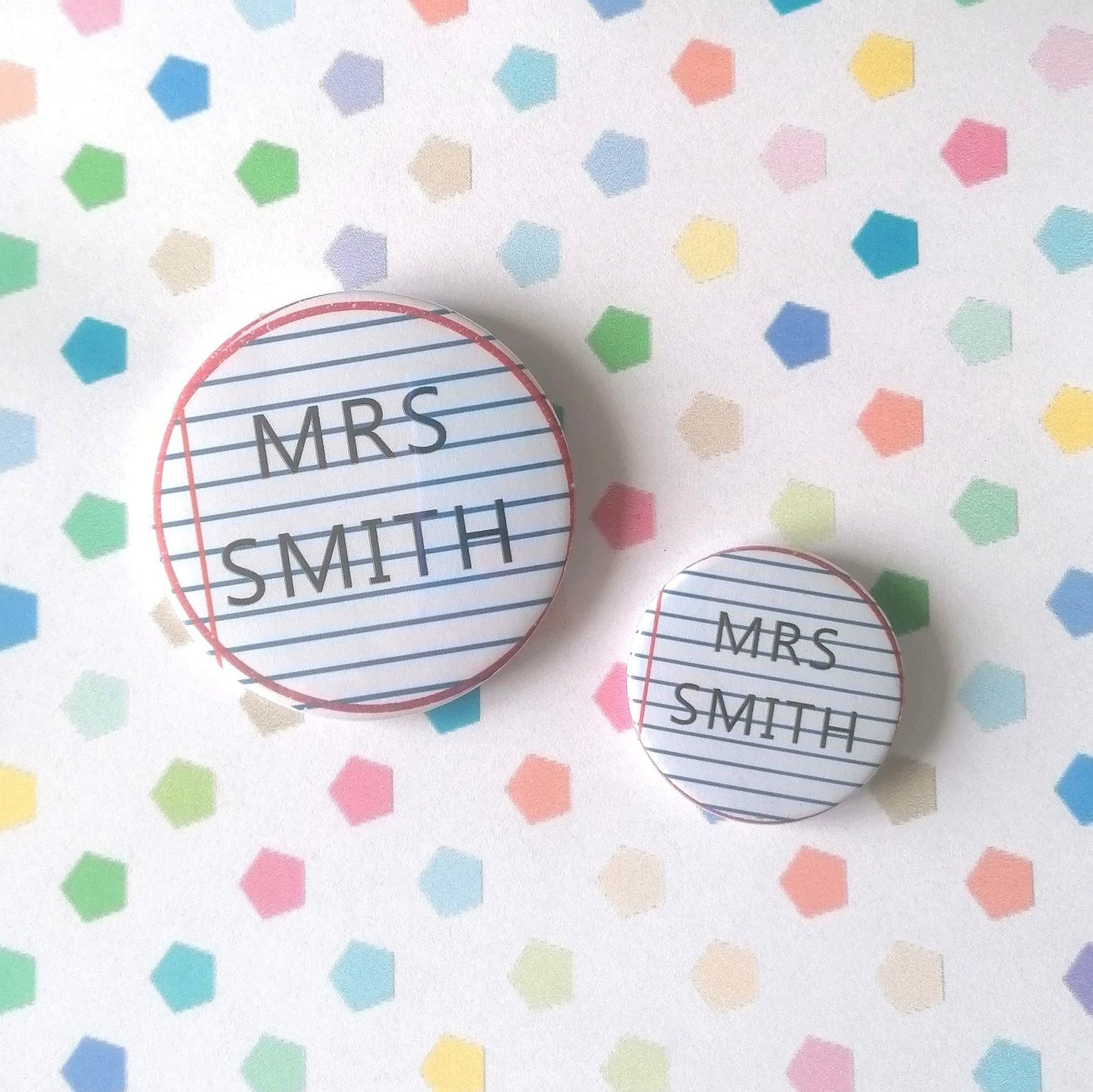 TEACHER (PAPER DESIGN) - PERSONALISABLE - MAGNET/BADGE/KEYRING