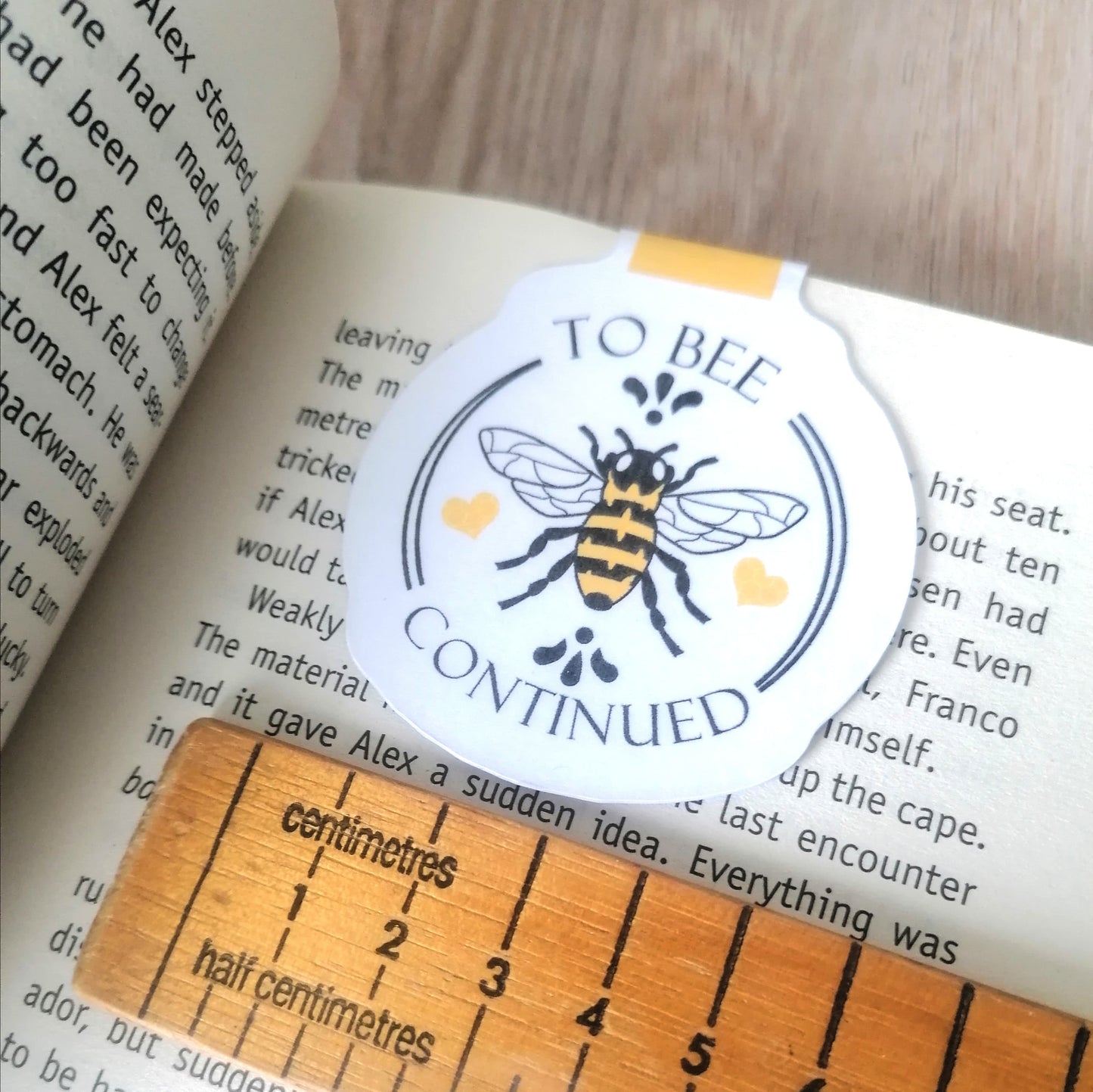 MAGNETIC BOOKMARK - TO BEE CONTINUED