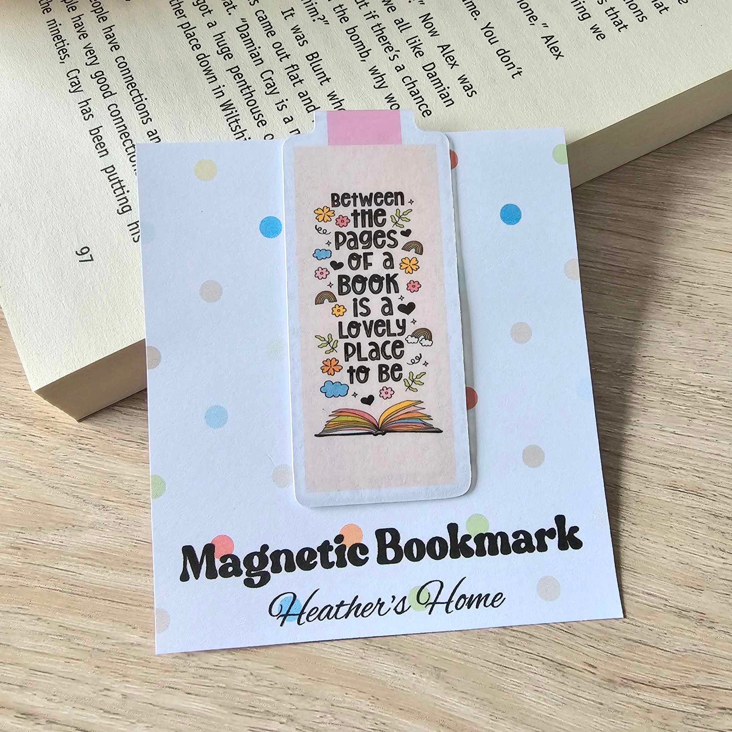 MAGNETIC BOOKMARK - BETWEEN THE PAGES