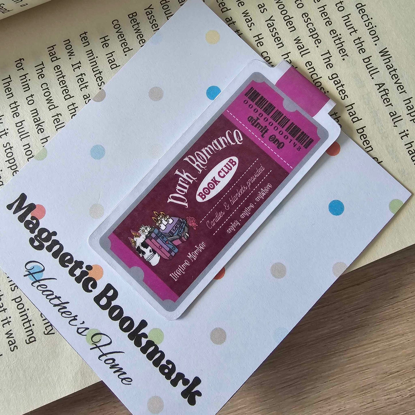 MAGNETIC BOOKMARK - DARK ROMANCE