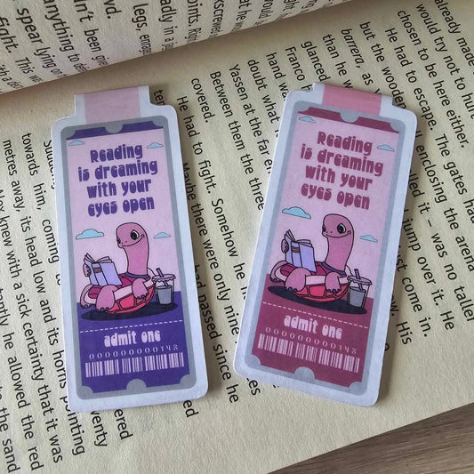 MAGNETIC BOOKMARK - READING IS DREAMING