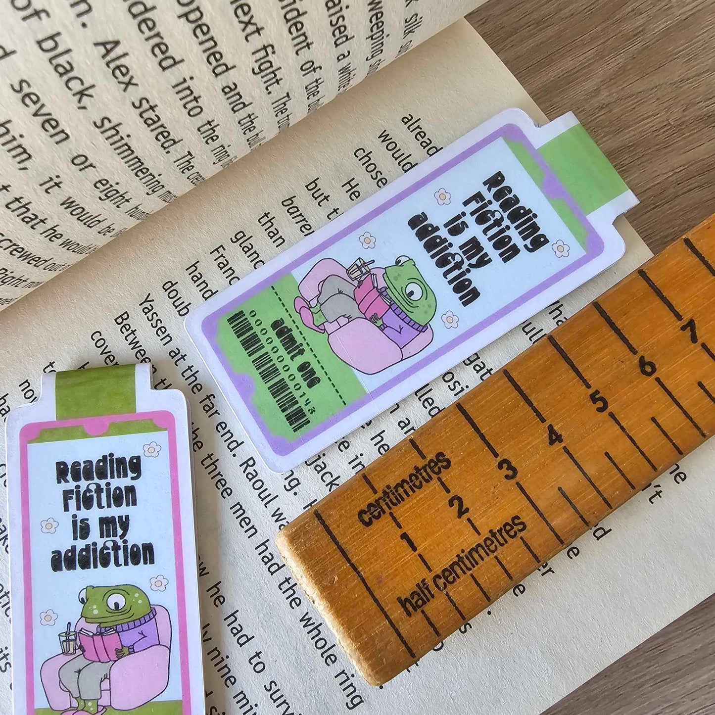 MAGNETIC BOOKMARK - FICTION IS MY ADDICTION