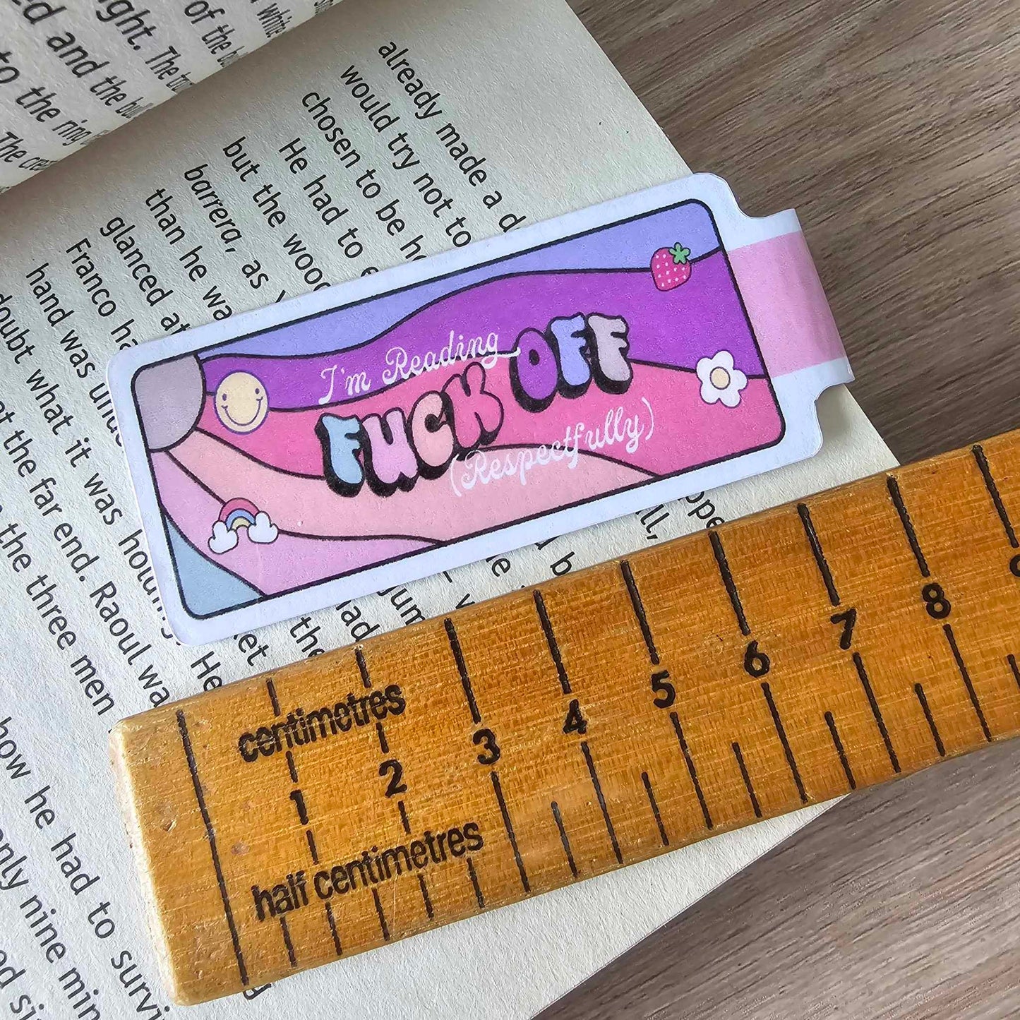 MAGNETIC BOOKMARK - I'M READING - FUCK OFF