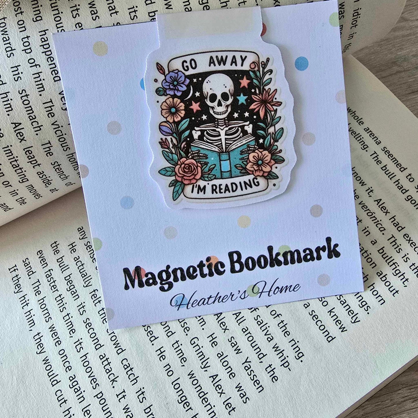 MAGNETIC BOOKMARK - SKELETON - GO AWAY I'M READING