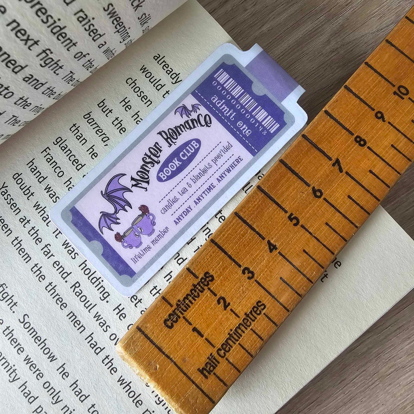 MAGNETIC BOOKMARK - MONSTER ROMANCE