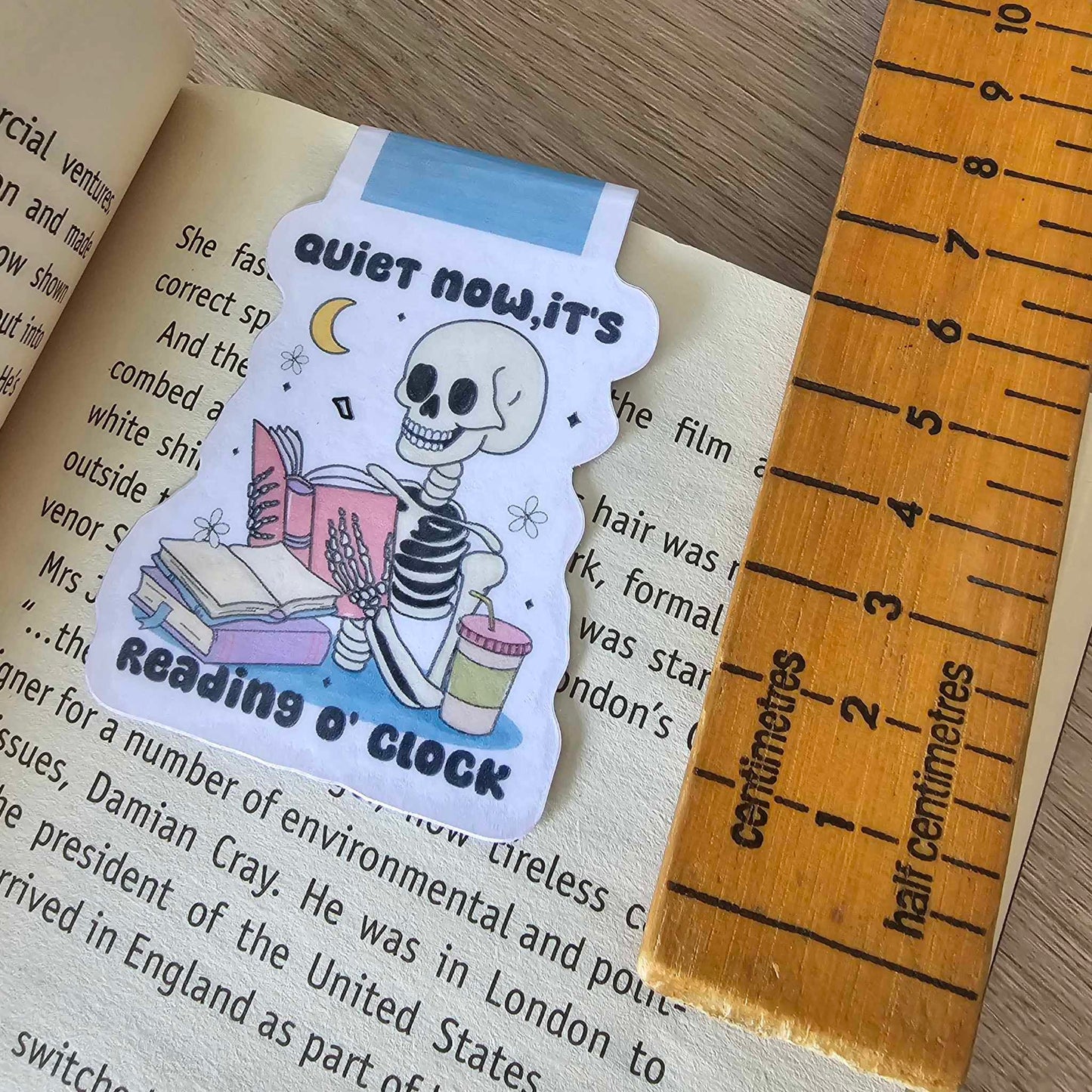 MAGNETIC BOOKMARK - QUIET NOW - SKELETON