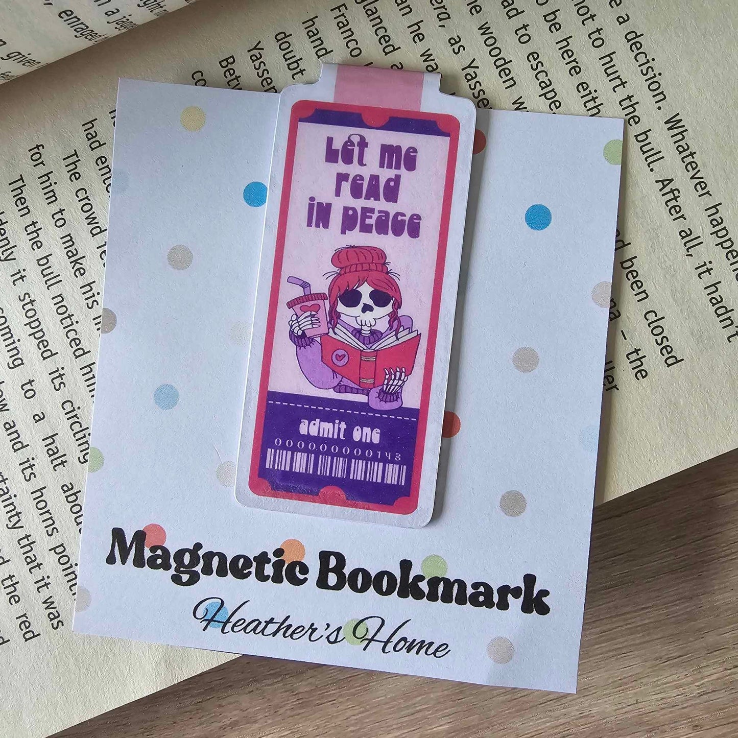 MAGNETIC BOOKMARK - LET ME READ IN PEACE