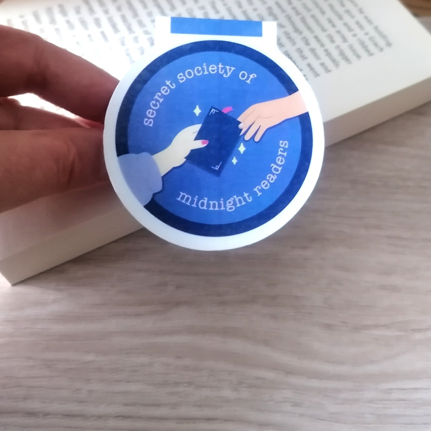 MAGNETIC BOOKMARK - SECRET MIDNIGHT READERS