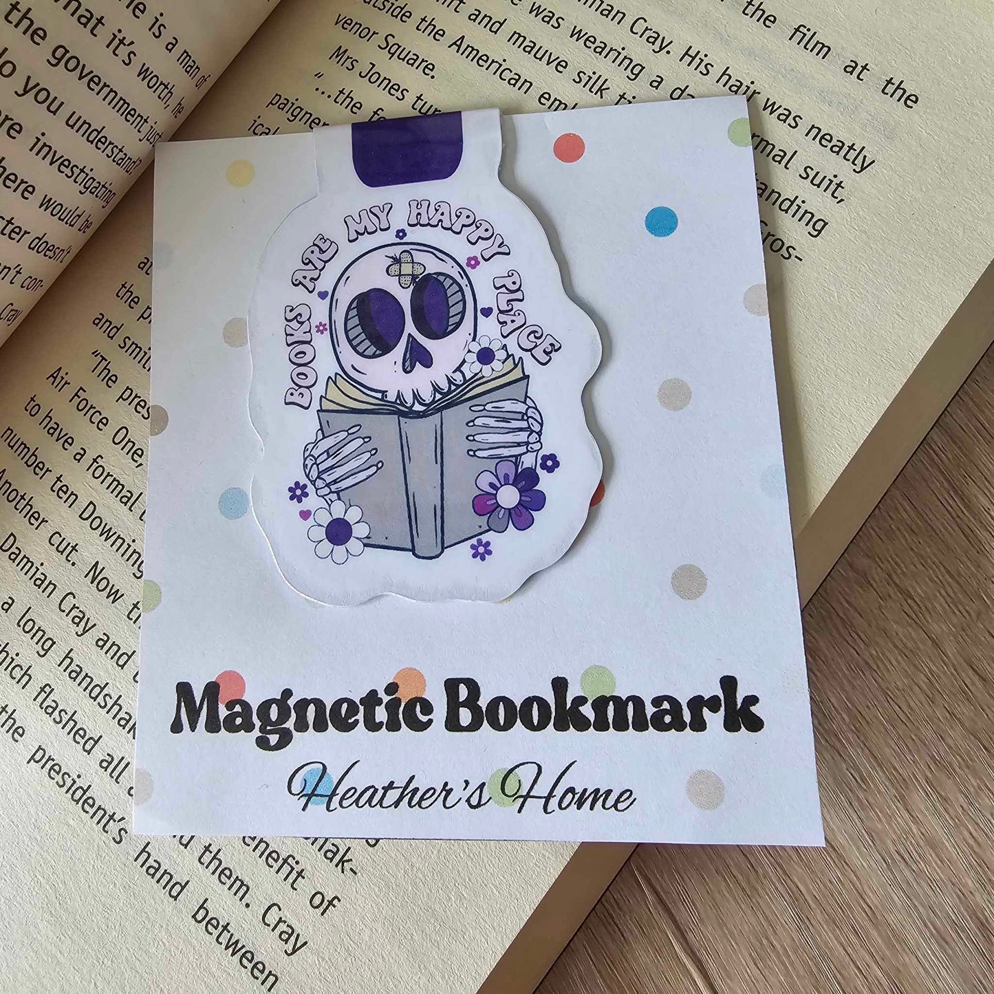 MAGNETIC BOOKMARK - MY HAPPY PLACE (SKELETON)