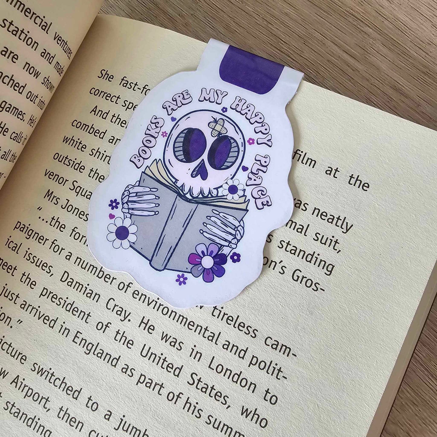 MAGNETIC BOOKMARK - MY HAPPY PLACE (SKELETON)