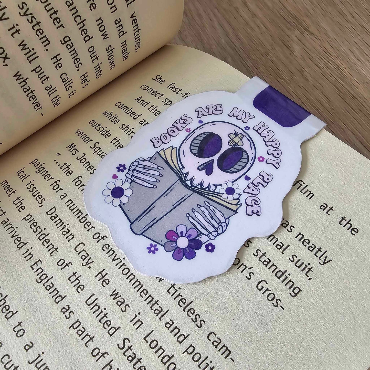 MAGNETIC BOOKMARK - MY HAPPY PLACE (SKELETON)