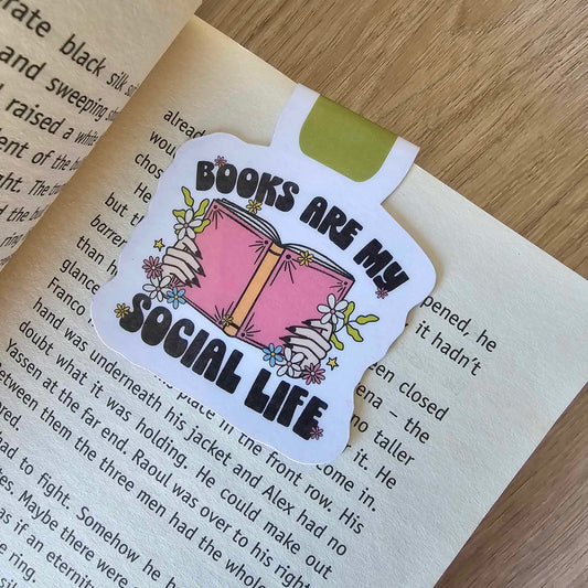 MAGNETIC BOOKMARK - BOOKS ARE MY SOCIAL LIFE