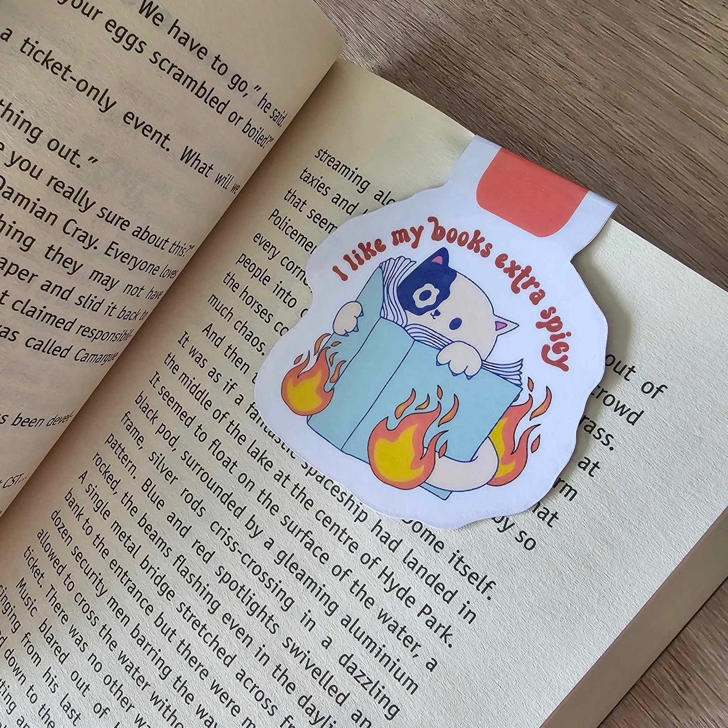 MAGNETIC BOOKMARK - EXTRA SPICY (CAT)