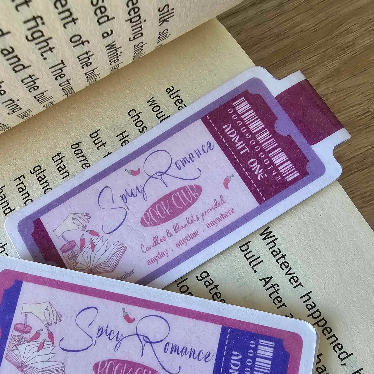 MAGNETIC BOOKMARK - SPICY ROMANCE BOOKCLUB