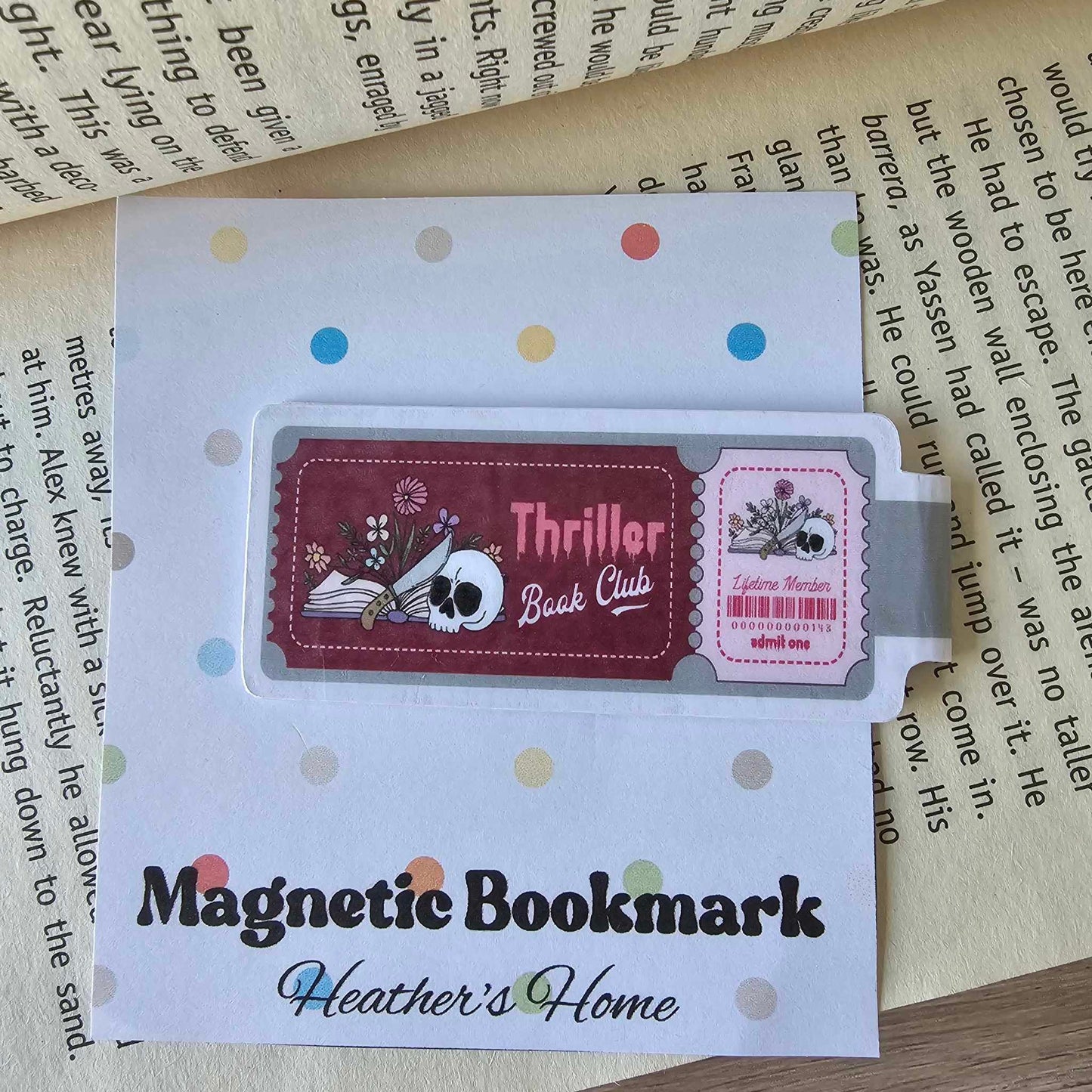 MAGNETIC BOOKMARK - THRILLER BOOK CLUB