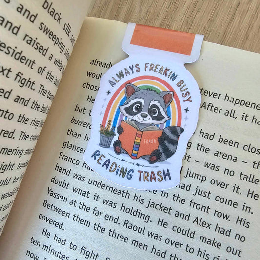 MAGNETIC BOOKMARK - READING TRASH