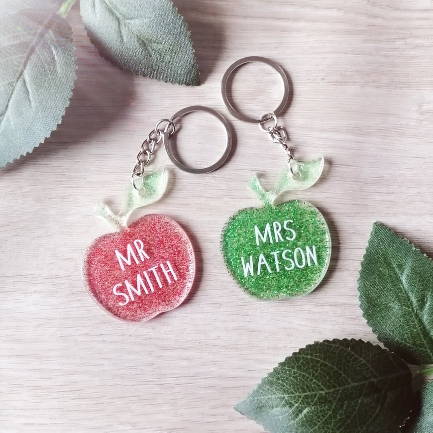 PERSONALISED TEACHER APPLE KEYRING RESIN GLITTERED ACRYLIC TEACHER GIFT ENED OF TERM