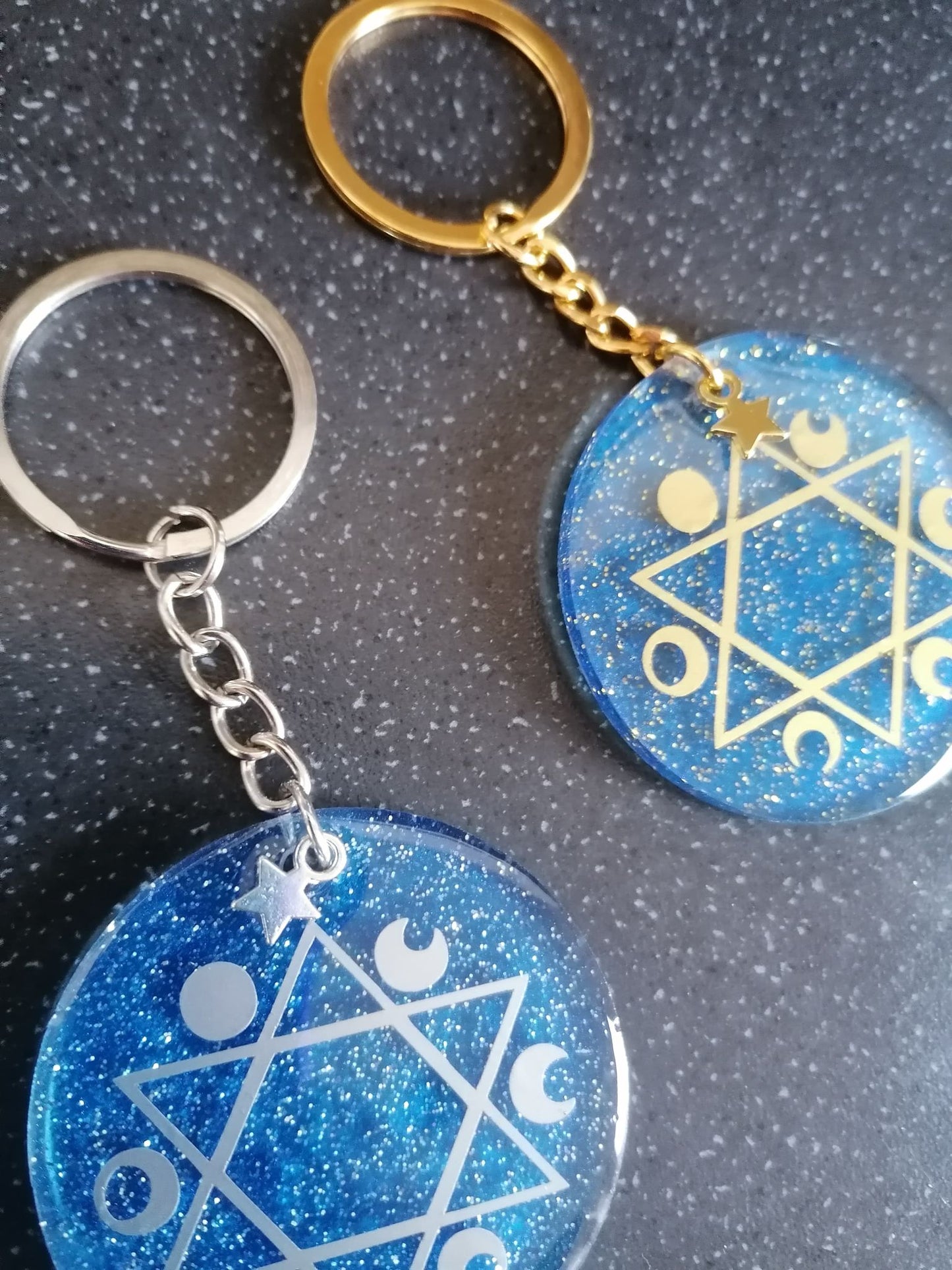 Moon phases keyring